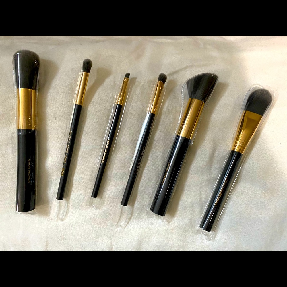 Makeup brush set